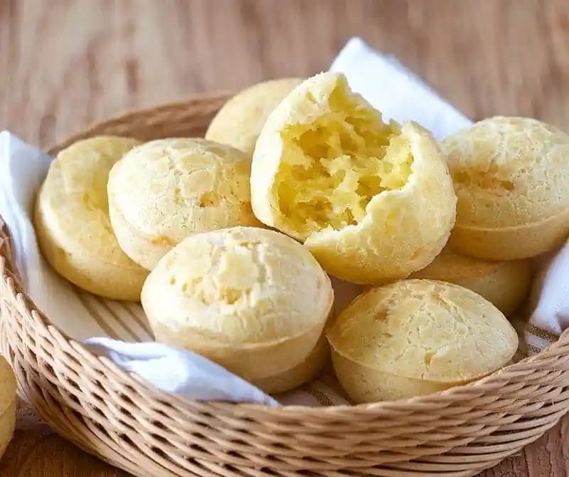 Brazil sajtos golyók egészséges lisztkeverékkel