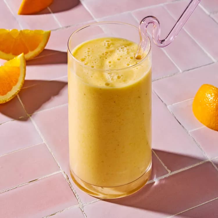 Narancs–mangó smoothie